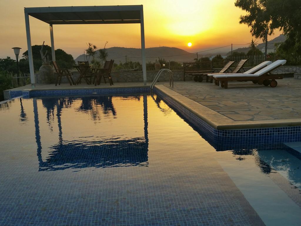 Villa Sealine Pefki  Bagian luar foto